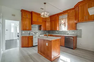 1014 W Arlington Ave, Fort Worth, TX 76110 - Photo 3