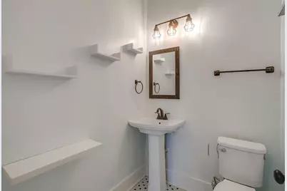 1014 W Arlington Avenue, Fort Worth, TX 76110 - Photo 15