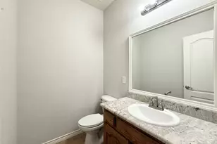 13690 Valencia Dr, Frisco, TX 75035 - Photo 5