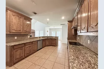 13690 Valencia Drive, Frisco, TX 75035 - Photo 7