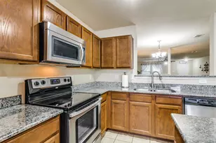 8805 Irish Bend Dr, Fort Worth, TX 76123 - Photo 5