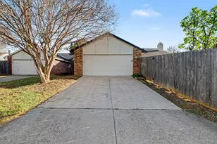 3024 Yorkshire Ct, Flower Mound, TX 75028 - Photo 23