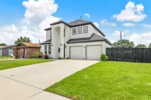 610 Parker Cir, Garland, TX 75040 - Photo 3