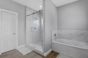 610 Parker Cir, Garland, TX 75040 - Photo 15