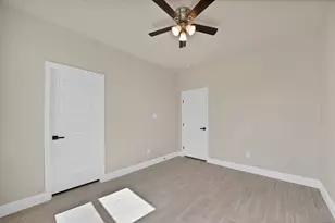 619 Lanai Cir, Runaway Bay, TX 76426 - Photo 27