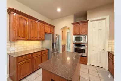 15031 Woodbluff Drive, Frisco, TX 75035 - Photo 9