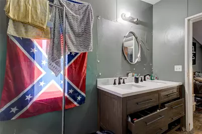 269 E Golden Oaks Drive, Mabank, TX 75156 - Photo 11