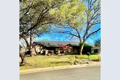 1900 Cripple Creek Drive, Euless, TX 76039 - Photo 1