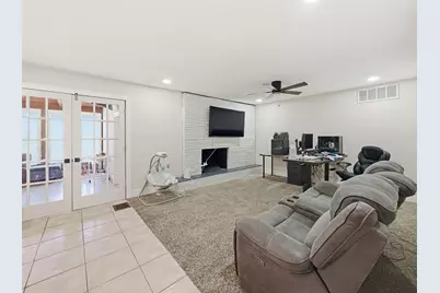 7515 Evelyn Drive, Richland Hills, TX 76118 - Photo 11