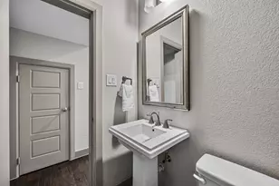 5451 Ashby Grove St, Dallas, TX 75209 - Photo 11