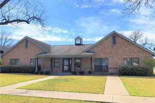 503 N Washington St, Kaufman, TX 75142 - Photo 1