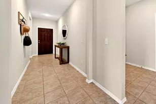 833 Lemongrass Ct, Fort Worth, TX 76131 - Photo 5