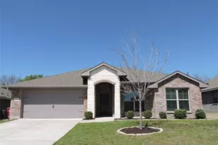 2100 Penn St, Farmersville, TX 75442 - Photo 1