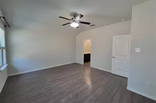 2100 Penn St, Farmersville, TX 75442 - Photo 13