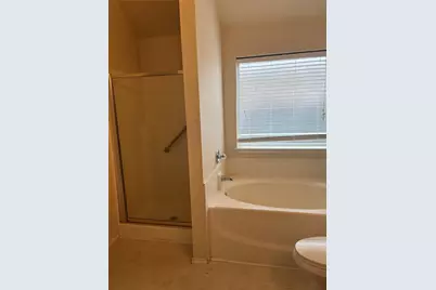 1113 Manhassett Court, Fort Worth, TX 76140 - Photo 9