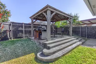 1332 Barclay Dr, Carrollton, TX 75007 - Photo 31