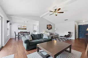 321 Juniper Dr, Arlington, TX 76018 - Photo 3