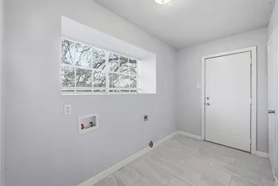 1717 Austrian Road, Grand Prairie, TX 75050 - Photo 13