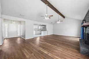 1717 Austrian Rd, Grand Prairie, TX 75050 - Photo 17