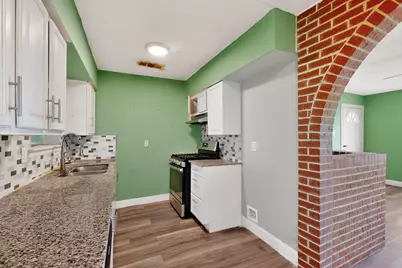 9805 Grady Lane, Dallas, TX 75217 - Photo 9