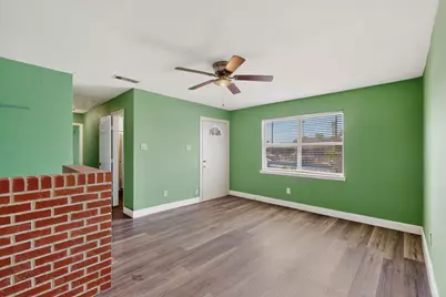 9805 Grady Lane, Dallas, TX 75217 - Photo 5