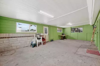 9805 Grady Lane, Dallas, TX 75217 - Photo 19