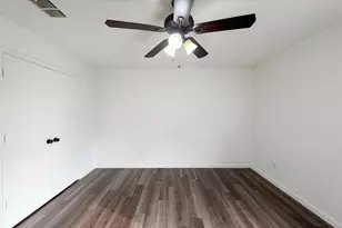 8505 Seven Oaks Ln, Denton, TX 76210 - Photo 17