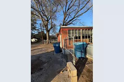 1800 Louisiana, Marshall, TX 75672 - Photo 9