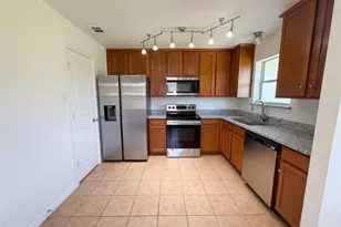 1241 Camden Yard Dr, Fort Worth, TX 76028 - Photo 7