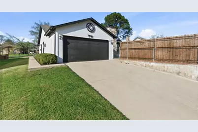 746 Red Wing Drive, Lewisville, TX 75067 - Photo 5