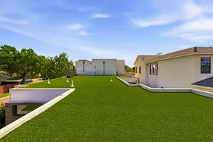 4823 Linnet Ln, Dallas, TX 75209 - Photo 37