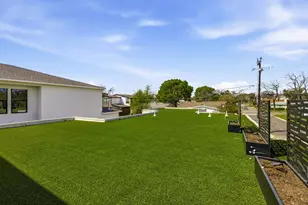 4823 Linnet Ln, Dallas, TX 75209 - Photo 39