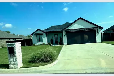 314 W James Street, Mabank, TX 75147 - Photo 1