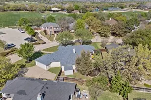 24 W Hillside Pl, Trophy Club, TX 76262 - Photo 35