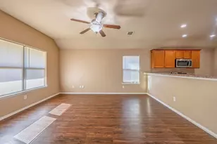 1604 Queens Brook Ct, Fort Worth, TX 76140 - Photo 9