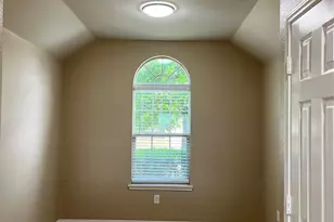 1604 Queens Brook Ct, Fort Worth, TX 76140 - Photo 15