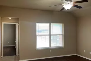 1604 Queens Brook Ct, Fort Worth, TX 76140 - Photo 17