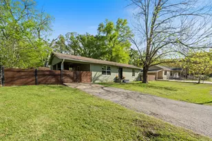 1180 Clay St, Canton, TX 75103 - Photo 3