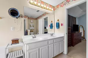 8001 Berkshire Dr, Fort Worth, TX 76137 - Photo 25