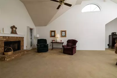 3227 Summerfield Drive, Grapevine, TX 76051 - Photo 5