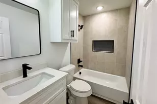 1811 Washington St, Commerce, TX 75428 - Photo 13