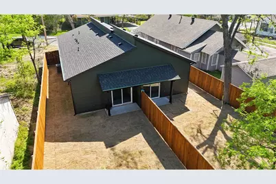 1811 Washington Street, Commerce, TX 75428 - Photo 33