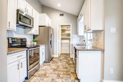 8321 Edgewater Drive, Frisco, TX 75034 - Photo 19