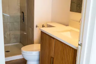 65 W Townhouse Ln, Grand Prairie, TX 75052 - Photo 11