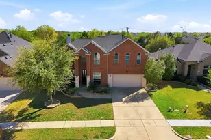 2235 Tawny Owl Rd, Grand Prairie, TX 75052 - Photo 3