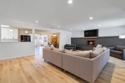 13416 Emeline Street, Farmers Branch, TX 75234 - Photo 5