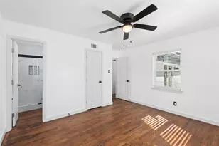 911 Vine St, Euless, TX 76040 - Photo 27