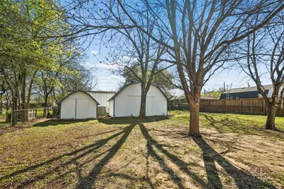 911 Vine Street, Euless, TX 76040 - Photo 35