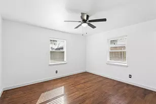 911 Vine St, Euless, TX 76040 - Photo 25