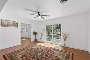 911 Vine St, Euless, TX 76040 - Photo 9